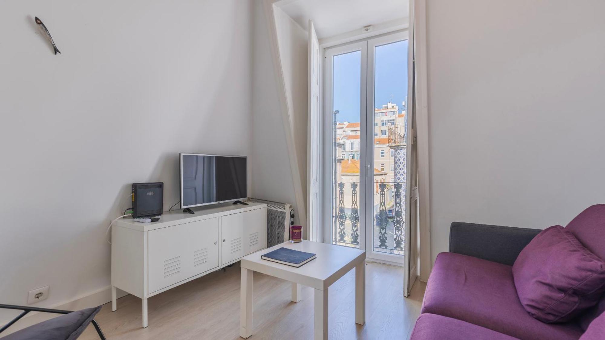 Classic Topfloor Apartment By Lovelystay Lisbona Esterno foto